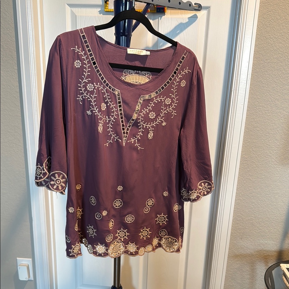Solitaire Purple Embellished Blouse with 3/4 Sleeves. Size Large